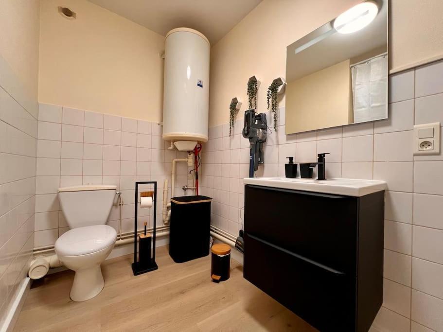 Appartement Climatise 4Prsn Au Pied De La Citadelle Besancon Bagian luar foto